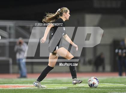 Thumbnail 2 in Santiago vs. Santa Margarita (CIF-SS Open Division Final) photogallery.