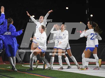 Thumbnail 3 in Santiago vs. Santa Margarita (CIF-SS Open Division Final) photogallery.