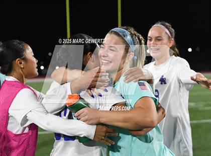Thumbnail 1 in Santiago vs. Santa Margarita (CIF-SS Open Division Final) photogallery.