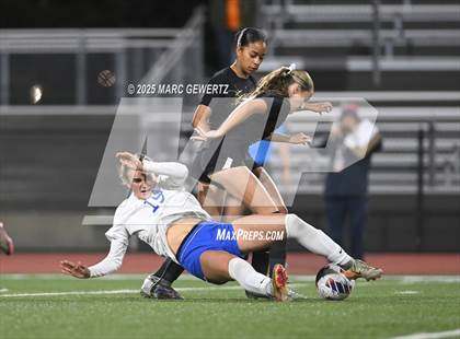 Thumbnail 3 in Santiago vs. Santa Margarita (CIF-SS Open Division Final) photogallery.
