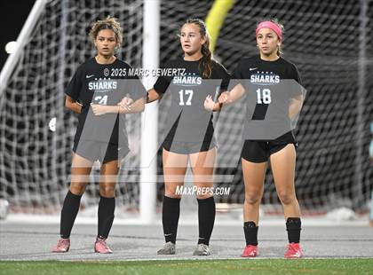 Thumbnail 2 in Santiago vs. Santa Margarita (CIF-SS Open Division Final) photogallery.