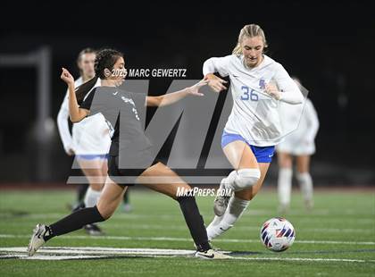 Thumbnail 3 in Santiago vs. Santa Margarita (CIF-SS Open Division Final) photogallery.