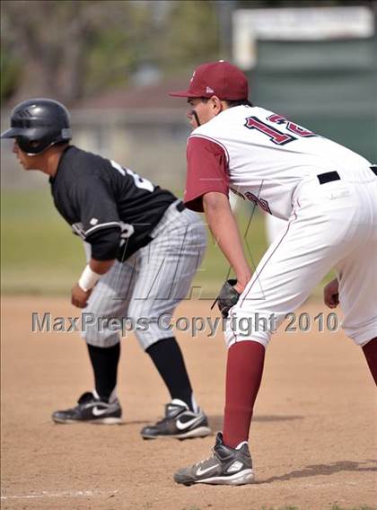 Thumbnail 2 in Northview @ Covina photogallery.