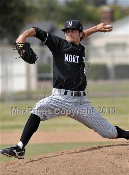 Thumbnail 2 in Northview @ Covina photogallery.