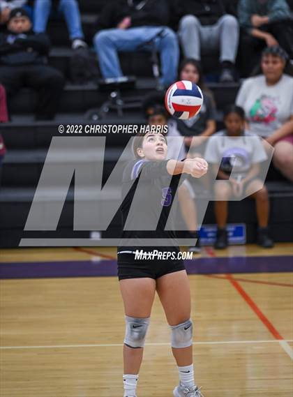Thumbnail 1 in Elizabeth vs. Rancho Dominguez (CIF LAC D4 Semifinal) photogallery.