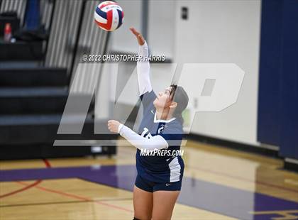 Thumbnail 1 in Elizabeth vs. Rancho Dominguez (CIF LAC D4 Semifinal) photogallery.