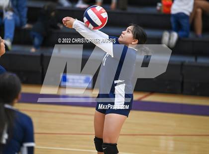 Thumbnail 3 in Elizabeth vs. Rancho Dominguez (CIF LAC D4 Semifinal) photogallery.
