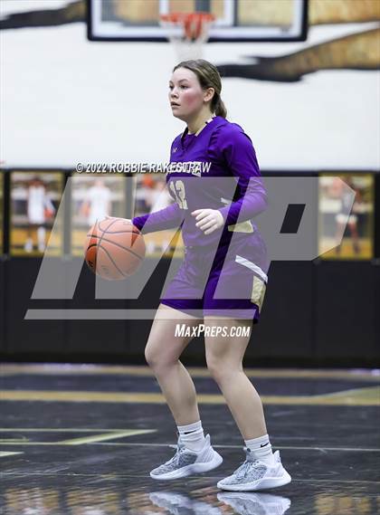 Thumbnail 3 in Kaufman vs. Eustace (Kaufman Holiday Tournament) photogallery.