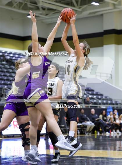 Thumbnail 1 in Kaufman vs. Eustace (Kaufman Holiday Tournament) photogallery.
