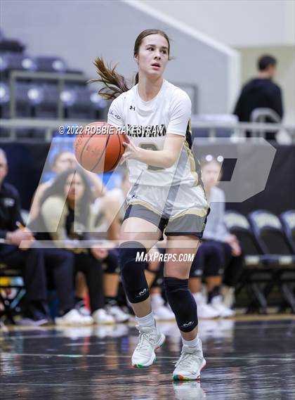Thumbnail 2 in Kaufman vs. Eustace (Kaufman Holiday Tournament) photogallery.
