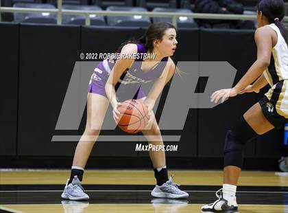 Thumbnail 1 in Kaufman vs. Eustace (Kaufman Holiday Tournament) photogallery.