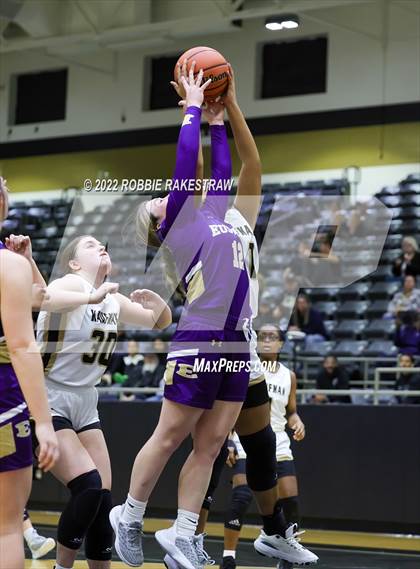 Thumbnail 2 in Kaufman vs. Eustace (Kaufman Holiday Tournament) photogallery.