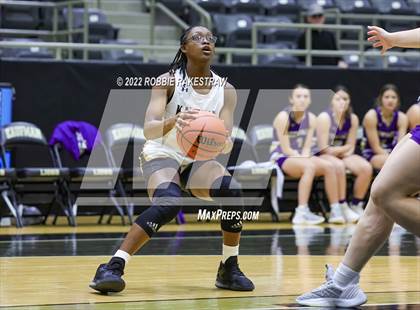 Thumbnail 2 in Kaufman vs. Eustace (Kaufman Holiday Tournament) photogallery.