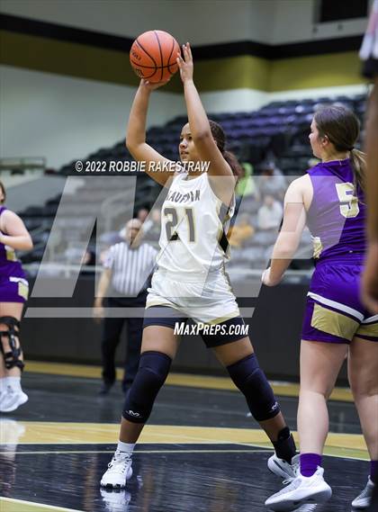 Thumbnail 2 in Kaufman vs. Eustace (Kaufman Holiday Tournament) photogallery.