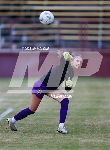 Thumbnail 3 in Archbishop Mitty vs. Saint Francis (CIFCCS D1 Championship) photogallery.