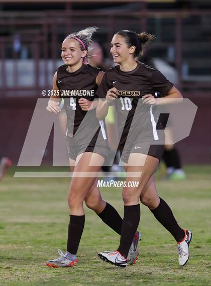 Thumbnail 2 in Archbishop Mitty vs. Saint Francis (CIFCCS D1 Championship) photogallery.