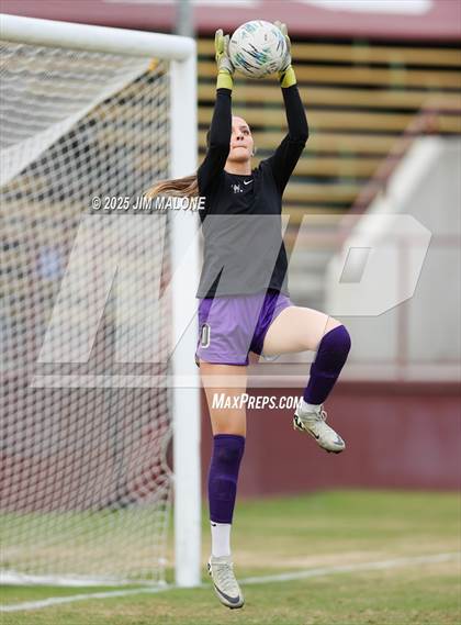 Thumbnail 2 in Archbishop Mitty vs. Saint Francis (CIFCCS D1 Championship) photogallery.