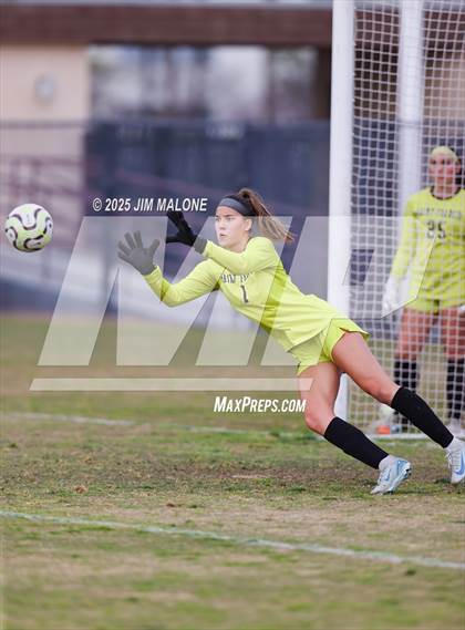 Thumbnail 1 in Archbishop Mitty vs. Saint Francis (CIFCCS D1 Championship) photogallery.