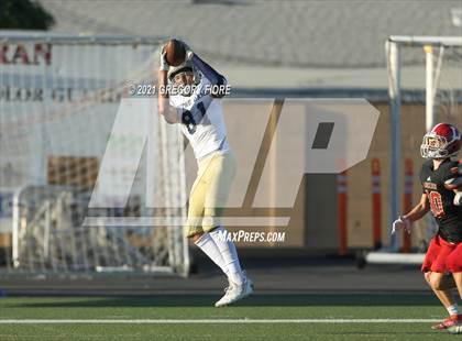 Thumbnail 3 in Notre Dame (SO) @ Orange Lutheran photogallery.