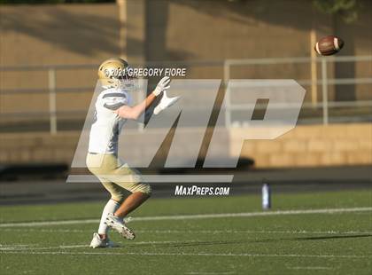 Thumbnail 3 in Notre Dame (SO) @ Orange Lutheran photogallery.