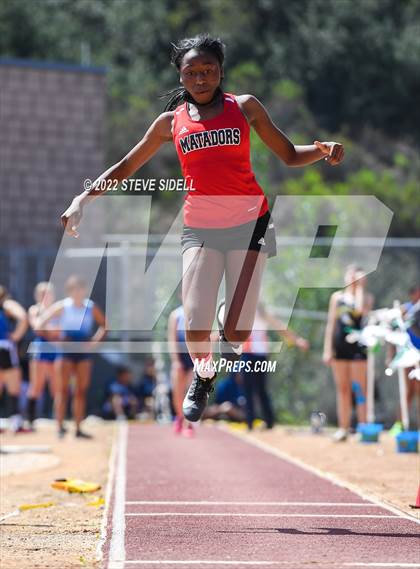 Thumbnail 1 in Elmer Runge Invitational photogallery.