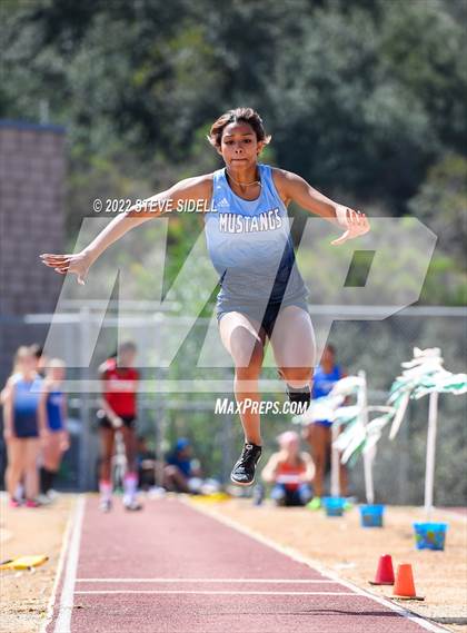 Thumbnail 2 in Elmer Runge Invitational photogallery.