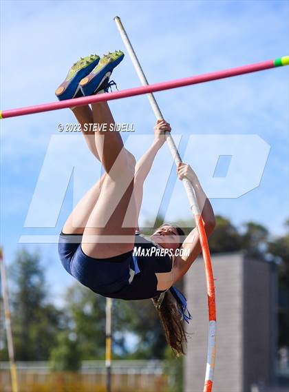 Thumbnail 1 in Elmer Runge Invitational photogallery.