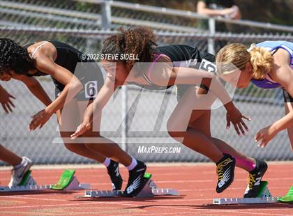 Thumbnail 2 in Elmer Runge Invitational photogallery.