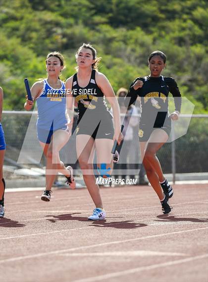 Thumbnail 3 in Elmer Runge Invitational photogallery.