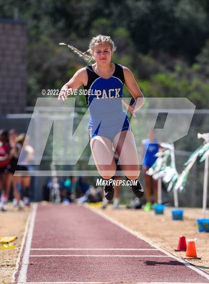 Thumbnail 1 in Elmer Runge Invitational photogallery.