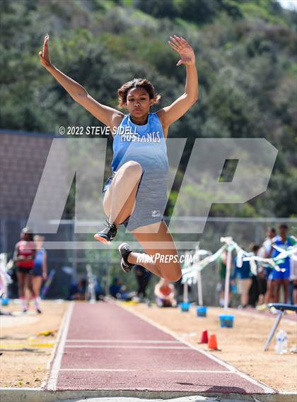 Thumbnail 1 in Elmer Runge Invitational photogallery.