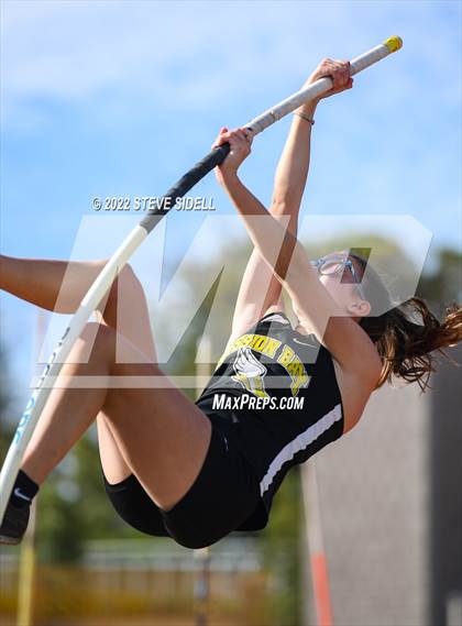 Thumbnail 3 in Elmer Runge Invitational photogallery.
