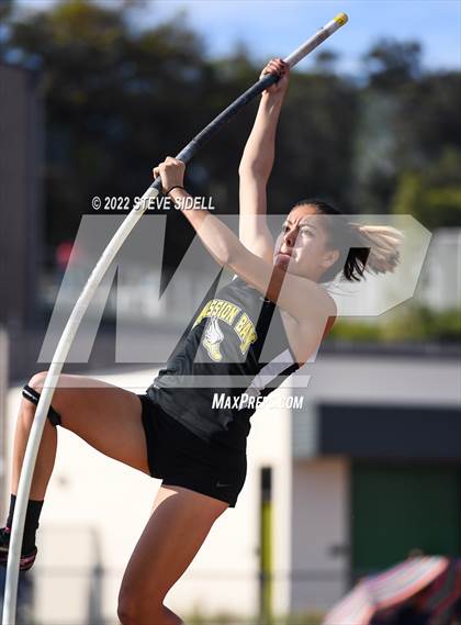 Thumbnail 3 in Elmer Runge Invitational photogallery.