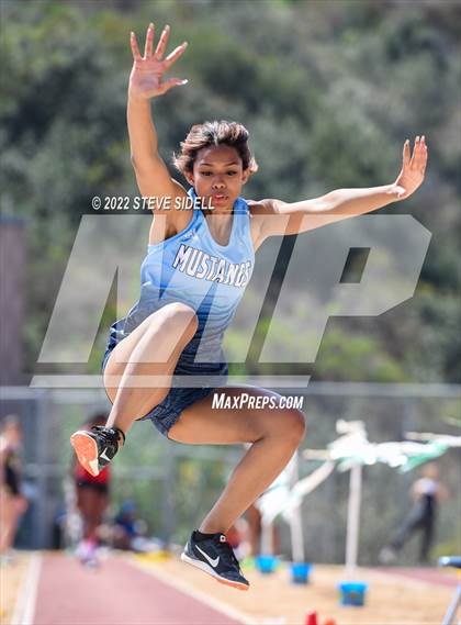 Thumbnail 3 in Elmer Runge Invitational photogallery.