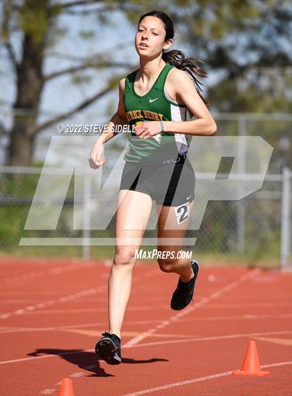 Thumbnail 3 in Elmer Runge Invitational photogallery.