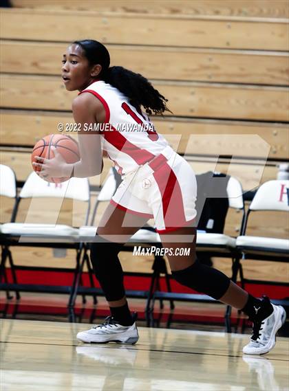 Thumbnail 3 in   Redondo Union @ Harvard-Westlake (Harvard-Westlake Invitational Classic) photogallery.