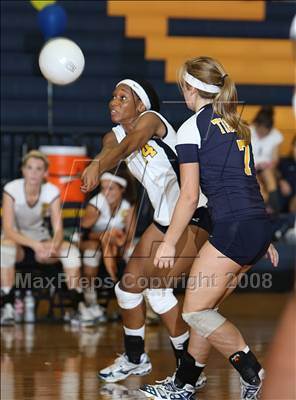 Thumbnail 1 in Belton @ Stony Point photogallery.
