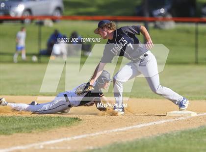 Thumbnail 2 in Burke Catholic @ Marlboro Central photogallery.