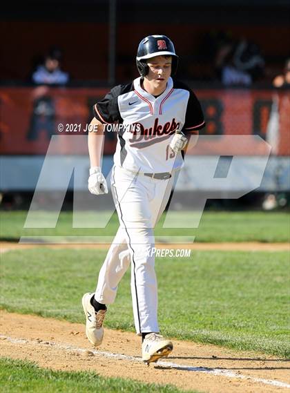 Thumbnail 1 in Burke Catholic @ Marlboro Central photogallery.