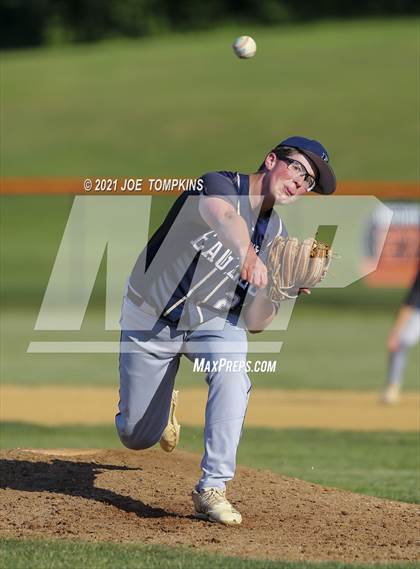 Thumbnail 2 in Burke Catholic @ Marlboro Central photogallery.