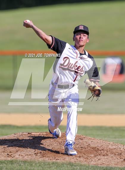Thumbnail 3 in Burke Catholic @ Marlboro Central photogallery.