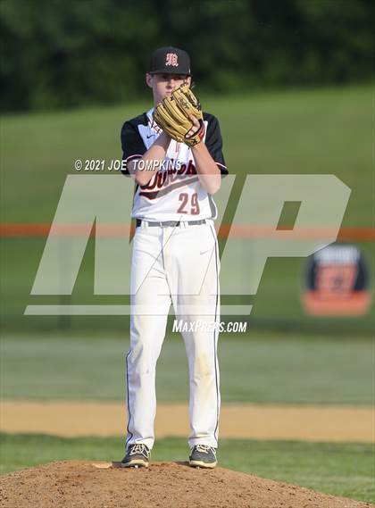 Thumbnail 2 in Burke Catholic @ Marlboro Central photogallery.