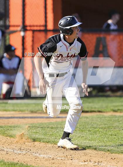 Thumbnail 1 in Burke Catholic @ Marlboro Central photogallery.