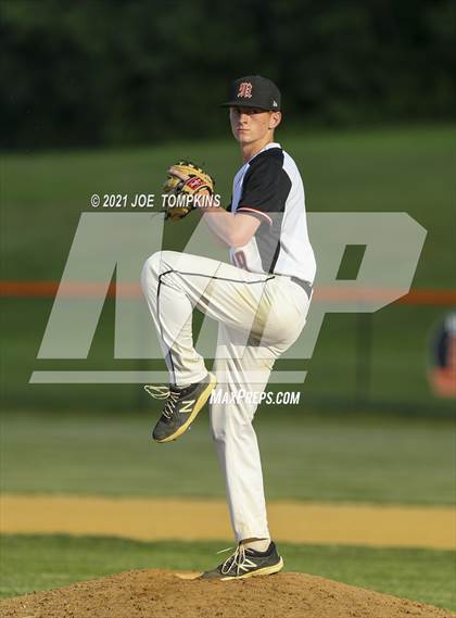 Thumbnail 2 in Burke Catholic @ Marlboro Central photogallery.