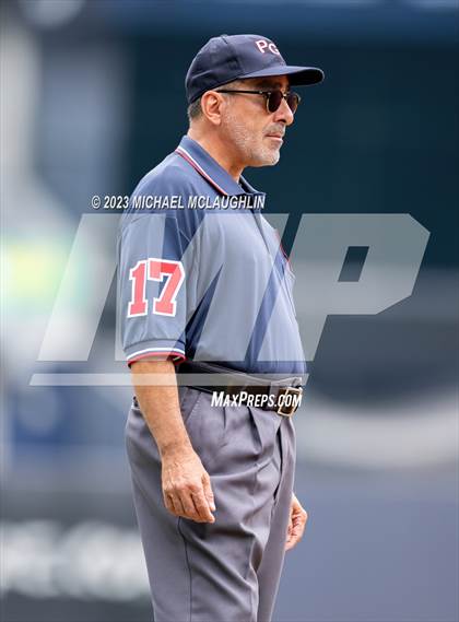 Thumbnail 3 in Queens Metro vs Hunter College (NYC PSAL AA Final) photogallery.