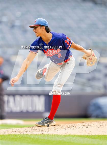 Thumbnail 3 in Queens Metro vs Hunter College (NYC PSAL AA Final) photogallery.