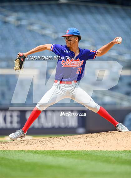 Thumbnail 3 in Queens Metro vs Hunter College (NYC PSAL AA Final) photogallery.