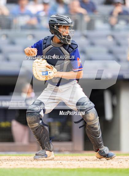 Thumbnail 1 in Queens Metro vs Hunter College (NYC PSAL AA Final) photogallery.