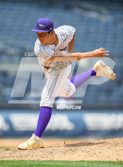 Thumbnail 2 in Queens Metro vs Hunter College (NYC PSAL AA Final) photogallery.