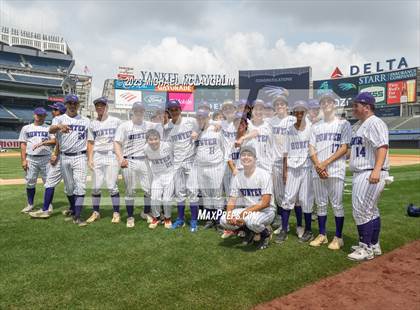 Thumbnail 2 in Queens Metro vs Hunter College (NYC PSAL AA Final) photogallery.